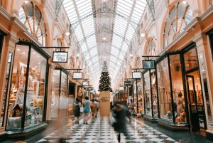 Shopping Center, foto de Unsplash
