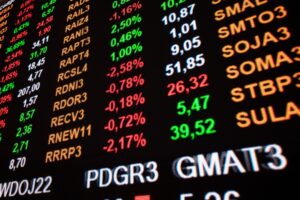 Tabela com ações do Ibovespa, na Bolsa brasileira