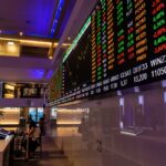 Ibovespa opera em alta; veja os destaques do pregão